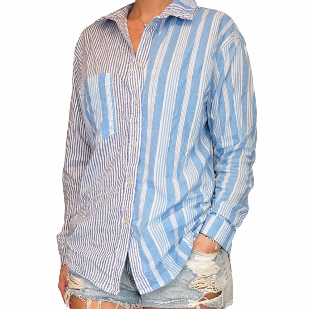 Striped oversized Blue Button top. Size XS.